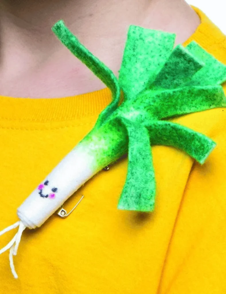 Felt Leek Brooch. DIY Jewelry Craft Ideas For Kids