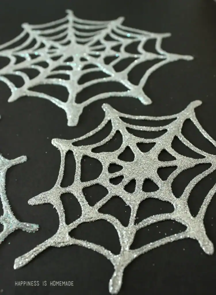 Halloween crafts for kids