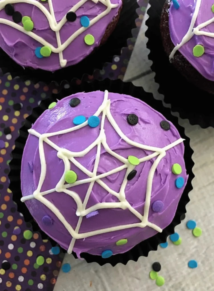 spiderweb cupcakes