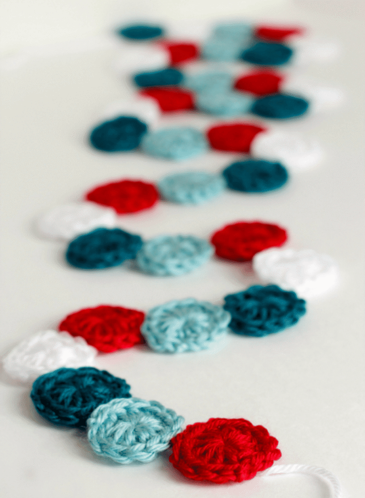 Circle Crochet Holiday Garland