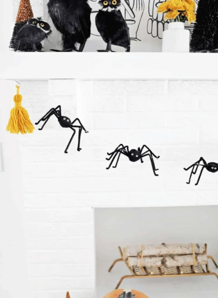 Easy Spider Garland DIY