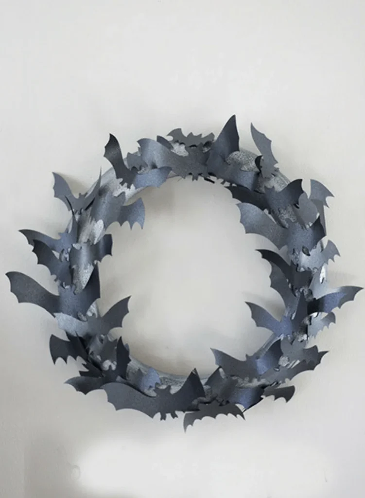 Spooky Bat Halloween Wreath. Halloween Wreaths