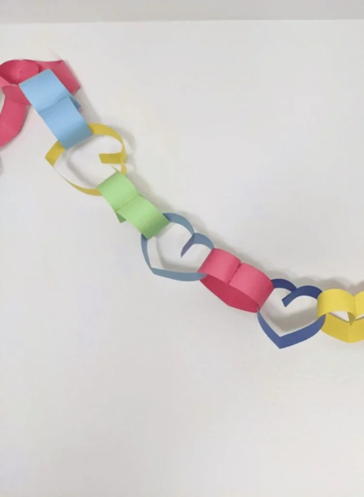 Valentine’s Day Paper Chain Garland