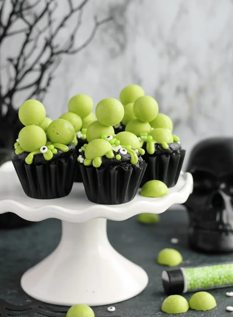 Witch’s Cauldron Cupcakes