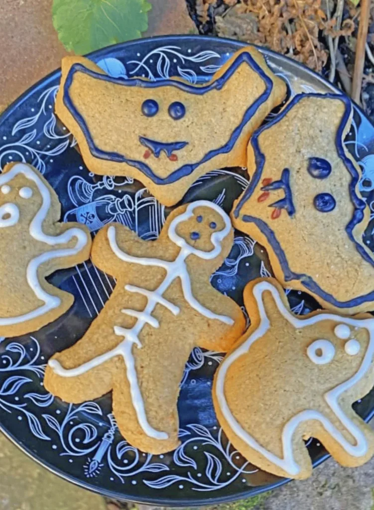 vegan gingerbread skeleton men cookies
