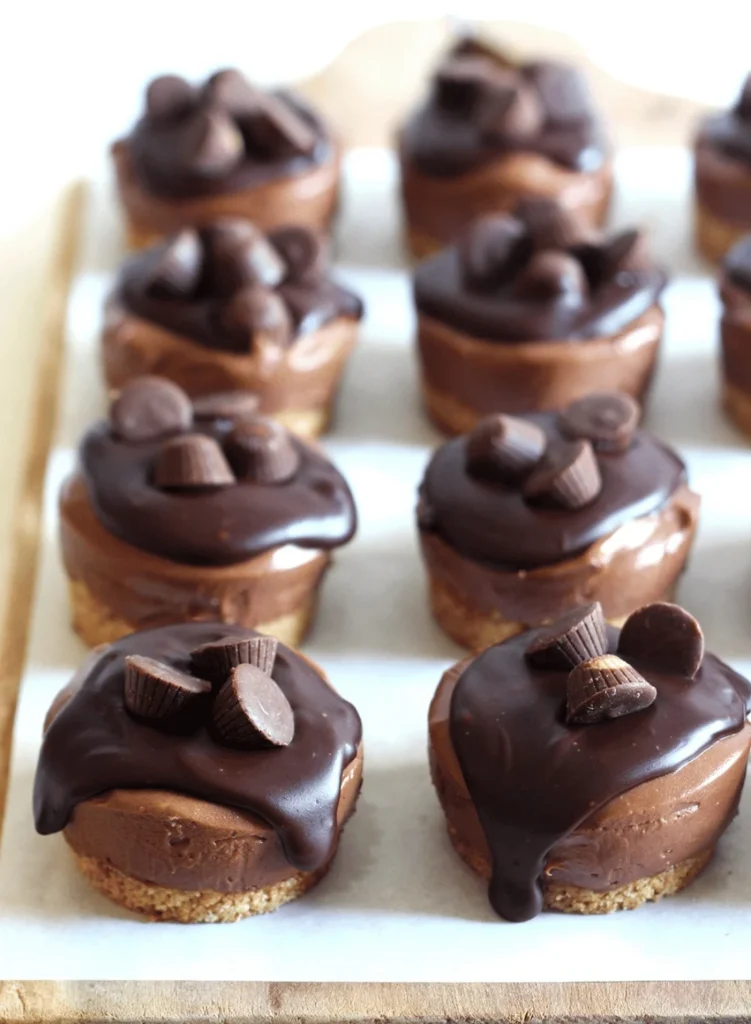 No-Bake Mini Peanut Butter Cheesecakes