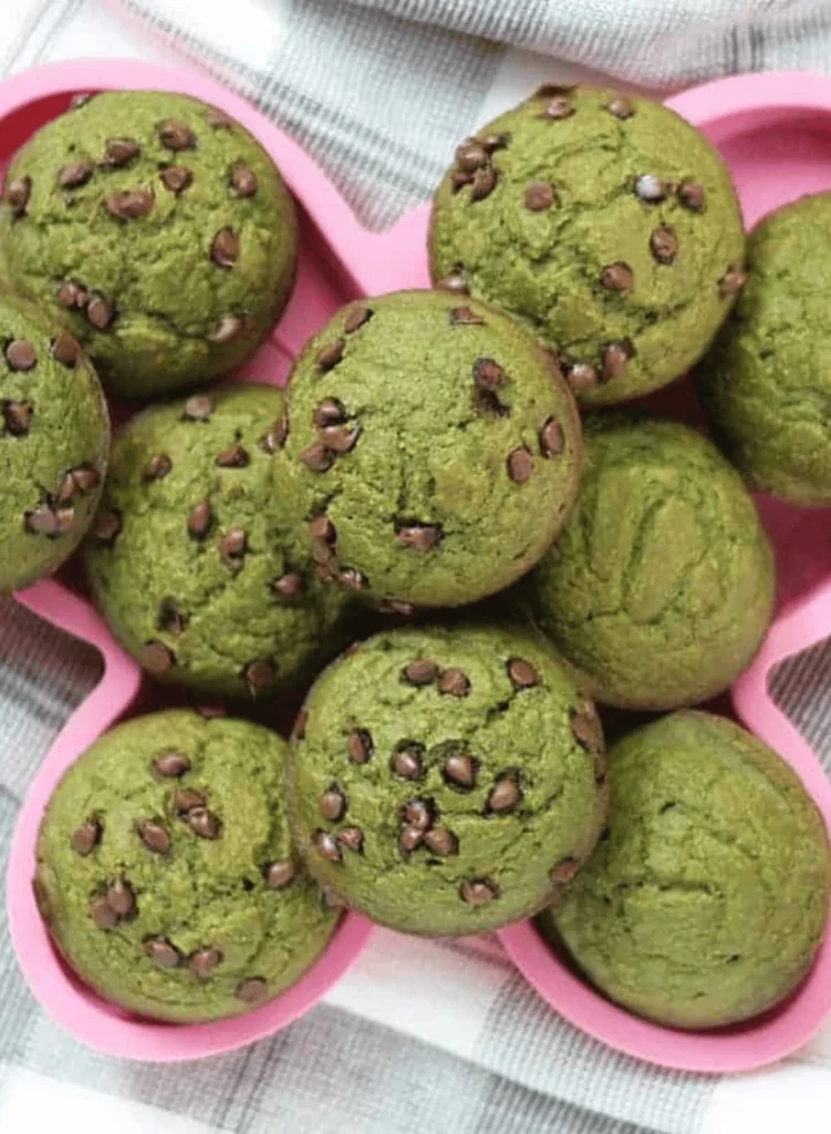 Sweet Spinach Muffins with Banana