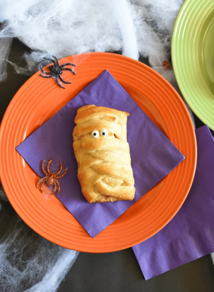 mummy breakfast sandwich