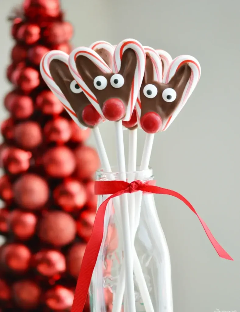 Candy Cane Reindeer Pops. no-bake Christmas desserts