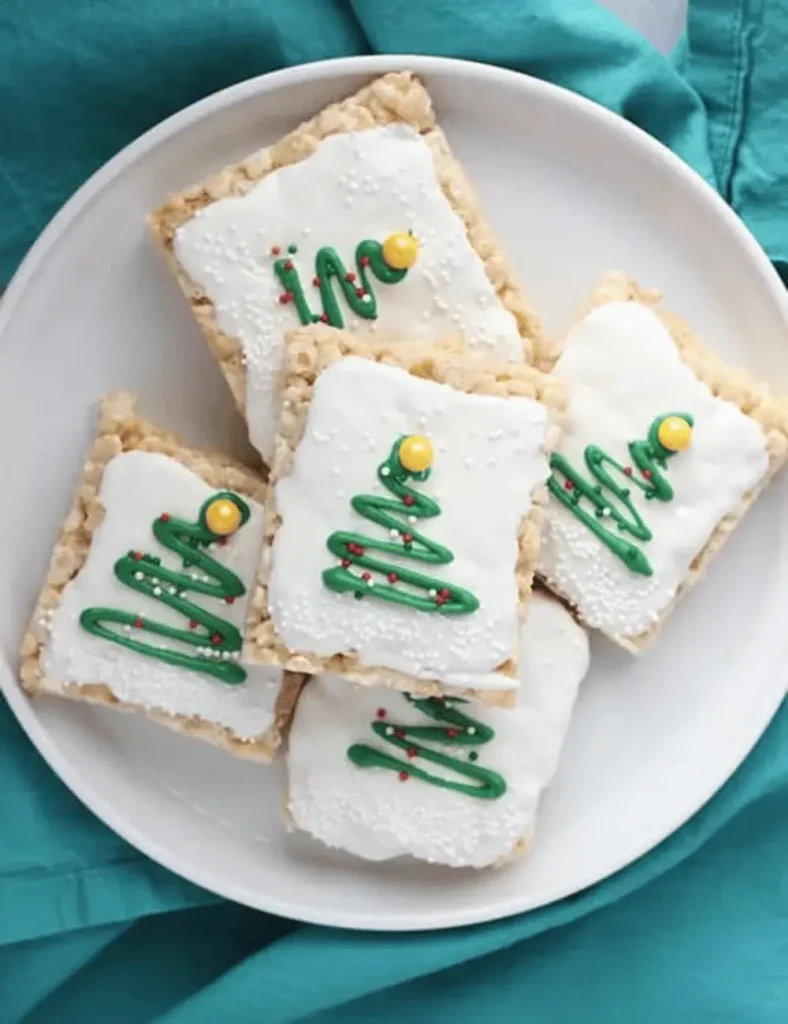 Christmas Tree Rice Krispie Treats (2)