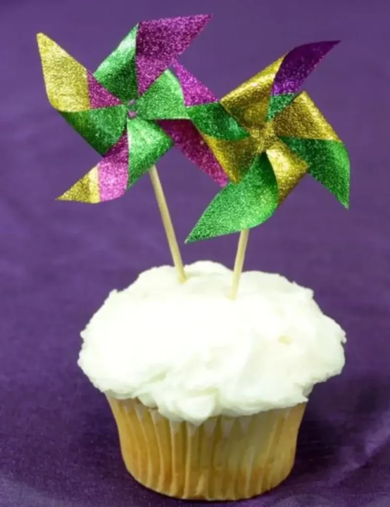 DIY Mardi Gras Pinwheels